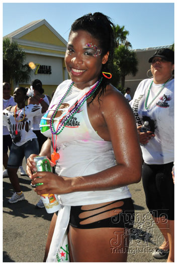 cayman_carnival_2011_part3-016