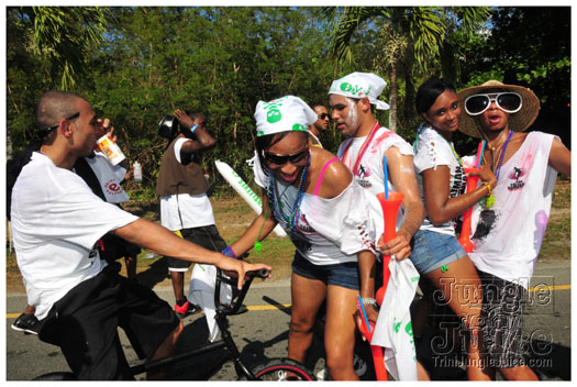 cayman_carnival_2011_part3-034