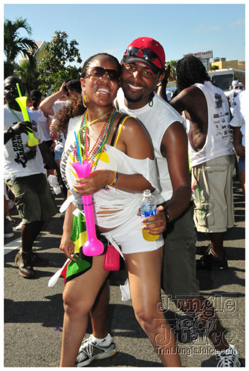cayman_carnival_2011_part3-035