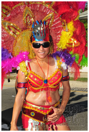 cayman_carnival_2011_part3-041