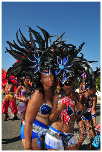 cayman_carnival_2011_part3-044
