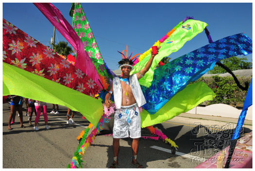 cayman_carnival_2011_part3-046