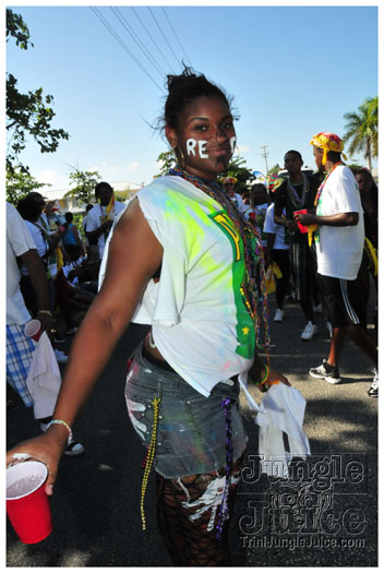 cayman_carnival_2011_part3-054