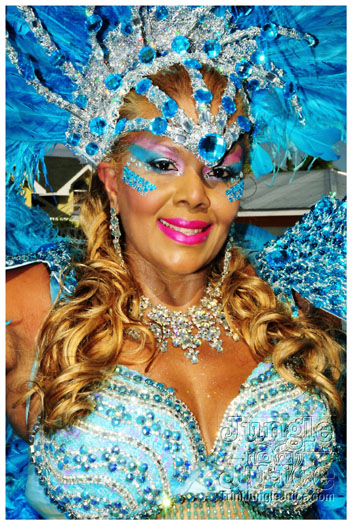 cayman_carnival_2011_part3-067