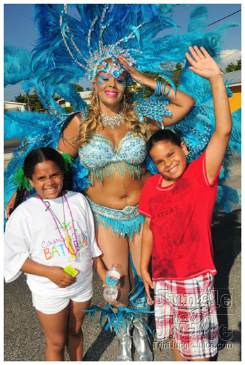 cayman_carnival_2011_part3-068