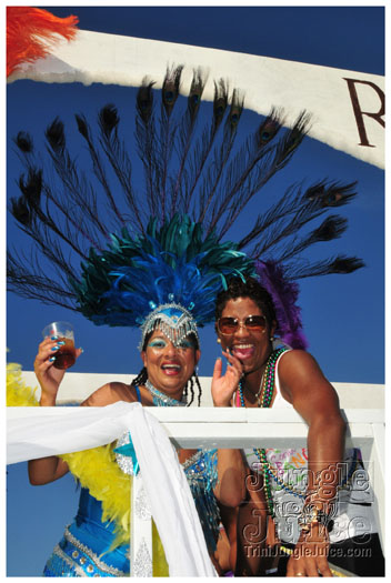 cayman_carnival_2011_part3-074