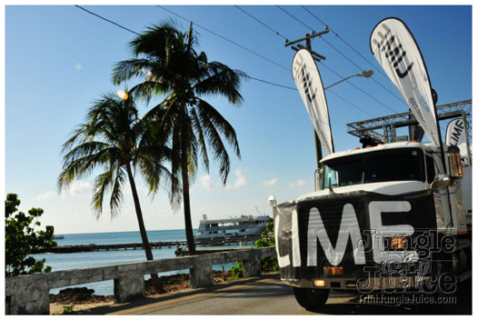 cayman_carnival_2011_part3-078