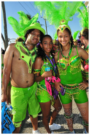 cayman_carnival_2011_part3-087