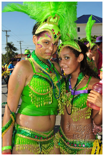 cayman_carnival_2011_part3-094