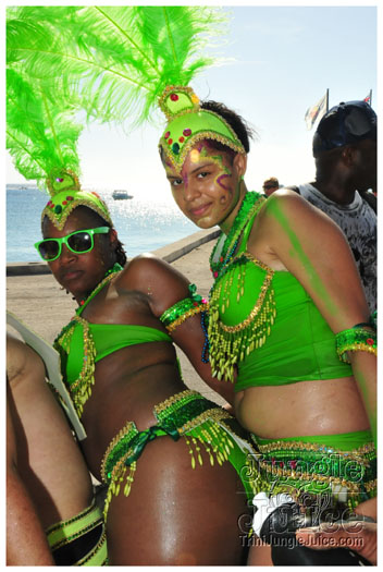 cayman_carnival_2011_part3-097
