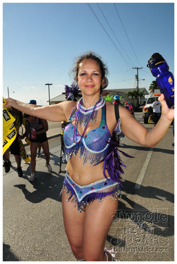 cayman_carnival_2011_part3-100