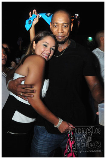 one_concert_may6-083