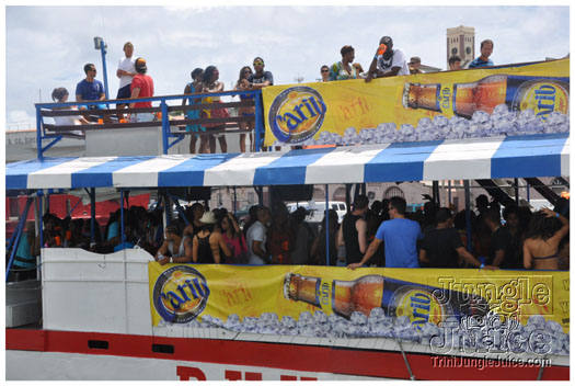 bikini_cruise_party_boat_2011-013