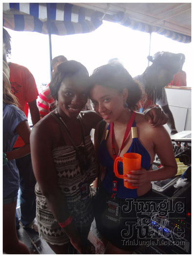bikini_cruise_party_boat_2011-043