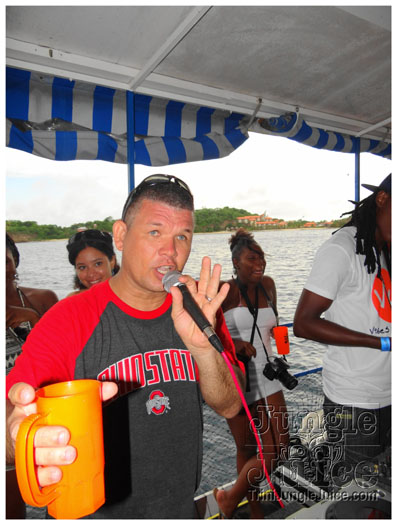 bikini_cruise_party_boat_2011-055