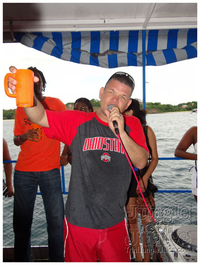 bikini_cruise_party_boat_2011-056