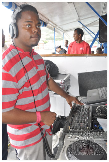 bikini_cruise_party_boat_2011-087