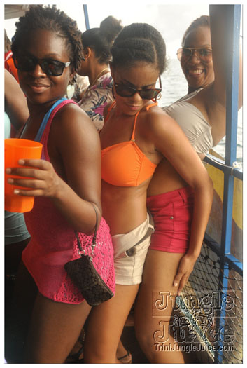 bikini_cruise_party_boat_2011-098