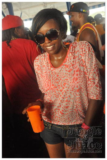 bikini_cruise_party_boat_2011-103