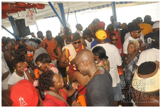 bikini_cruise_party_boat_2011-105