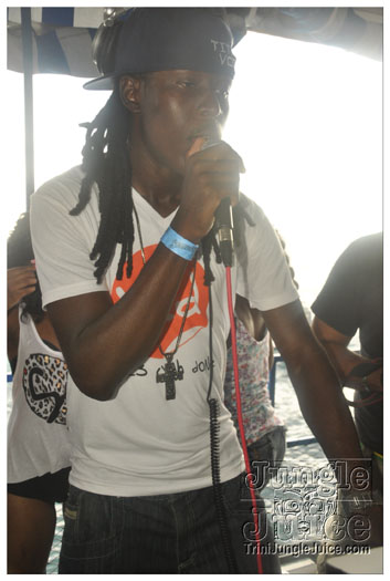 bikini_cruise_party_boat_2011-108