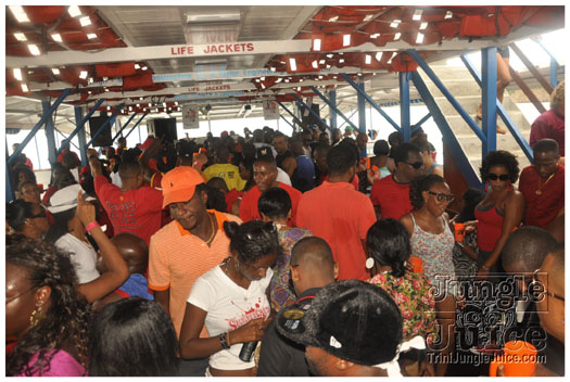 bikini_cruise_party_boat_2011-121