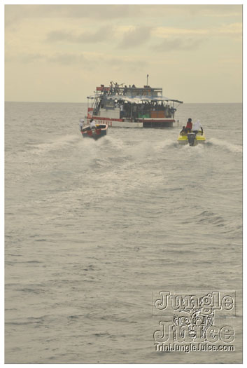 bikini_cruise_party_boat_2011-124