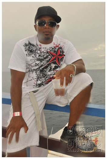 bikini_cruise_party_boat_2011-132