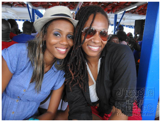 bikini_cruise_party_boat_2011-150