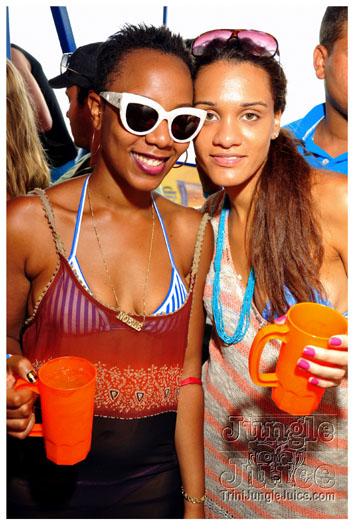 bikini_cruise_2011-010