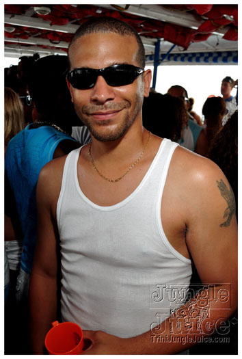 bikini_cruise_2011-024