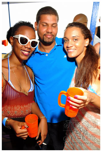 bikini_cruise_2011-026