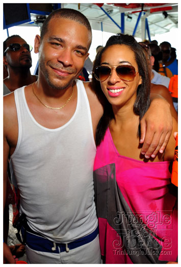 bikini_cruise_2011-037