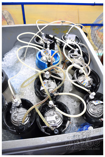 bikini_cruise_2011-040