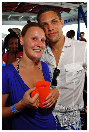 bikini_cruise_2011-044