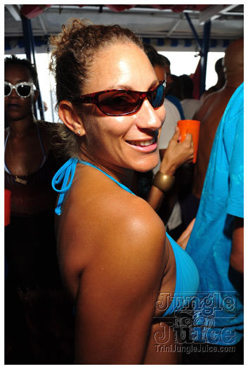 bikini_cruise_2011-057