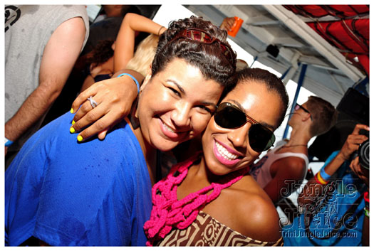 bikini_cruise_2011-094