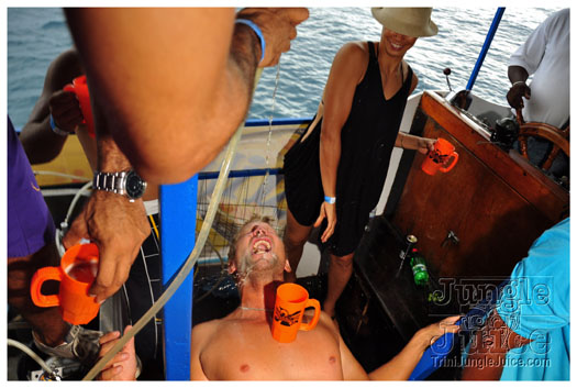 bikini_cruise_2011-100