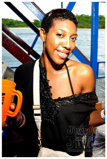 bikini_cruise_2011-122