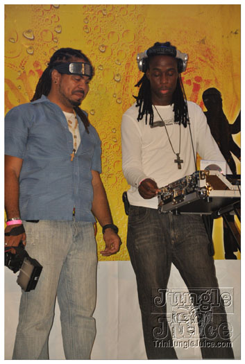 divas_divine_2011-010