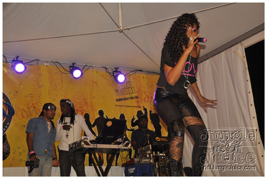 divas_divine_2011-012