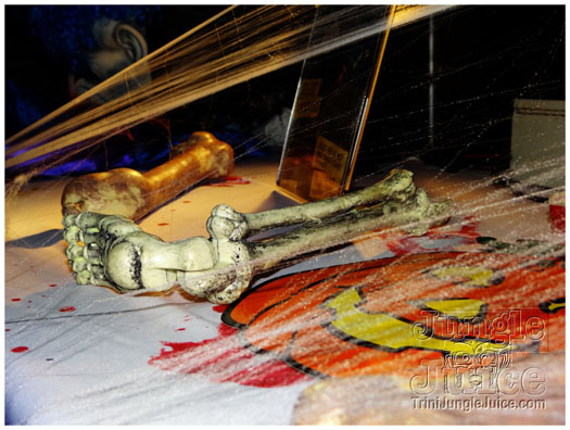 halloween_mania_bananas_oct29-008