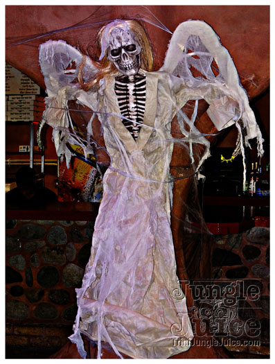 halloween_mania_bananas_oct29-009