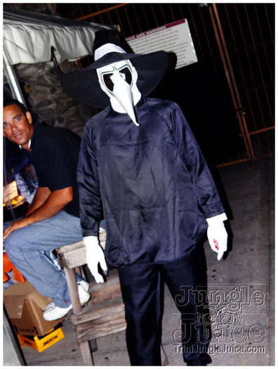 halloween_mania_bananas_oct29-016