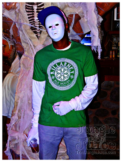 halloween_mania_bananas_oct29-034