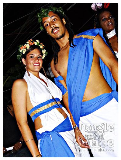 halloween_mania_bananas_oct29-041