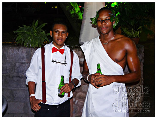 halloween_mania_bananas_oct29-044