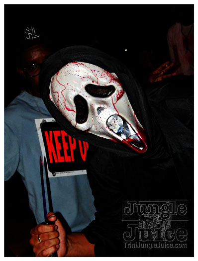 halloween_mania_bananas_oct29-049