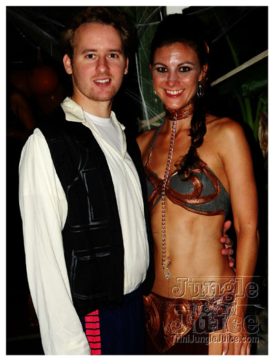 halloween_mania_bananas_oct29-052