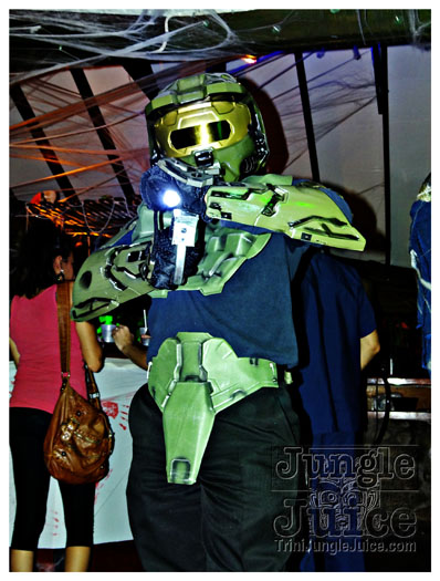 halloween_mania_bananas_oct29-072